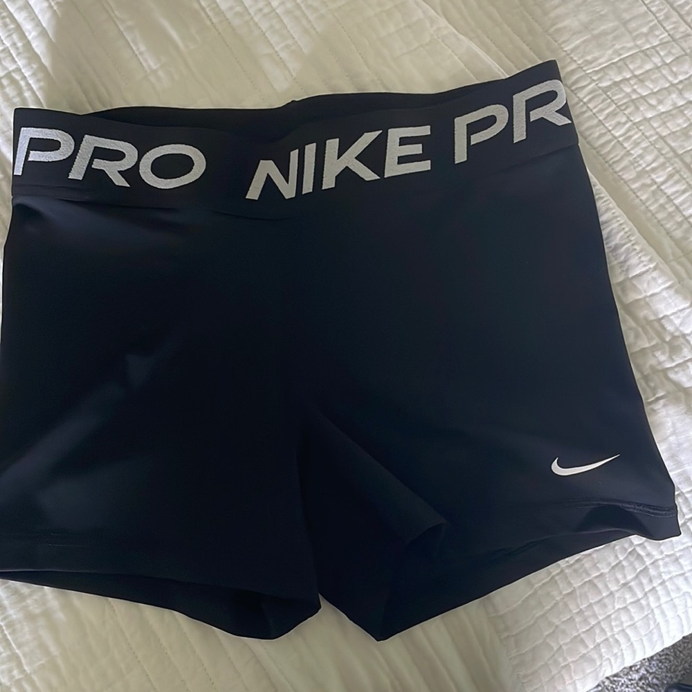 Black Nike pros worn once